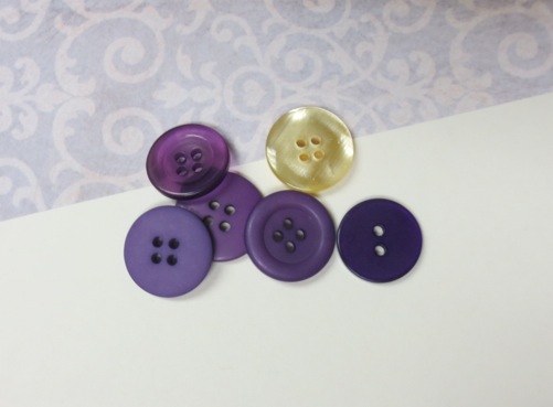 purple buttons